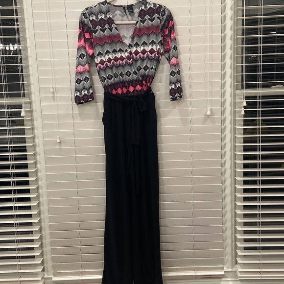 New Directions Adorable Black/Pink/White Geometric Polyester Jumpsuit sz. PS - Picture 1 of 8